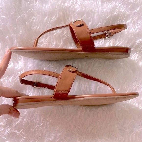 Brand New Calvin Klein Cognac Ankle Strap Thong Sandals Gold Tone Metal Logo - Picture 6 of 12